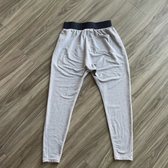 Under Armour Modal Tapered Slouch Pants Style# 1318415 - Gray, Size XS - Picture 15 of 16
